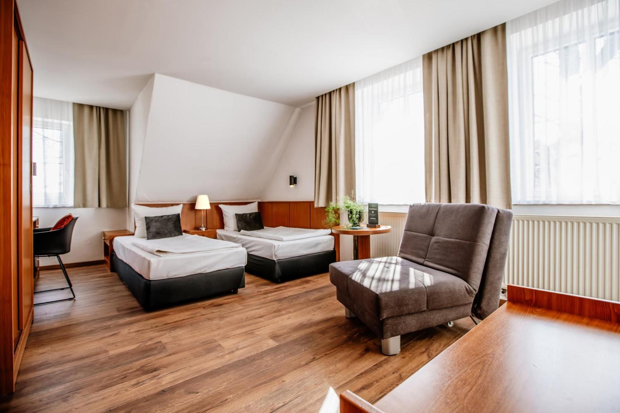 Hotel Und Restaurant Gartenstadt Ерфурт Екстер'єр фото