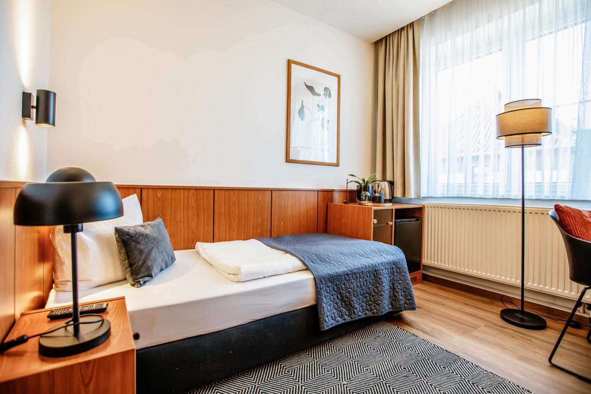 Hotel Und Restaurant Gartenstadt Ерфурт Екстер'єр фото